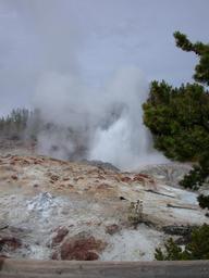 steamboat_geyser_thumb.jpg